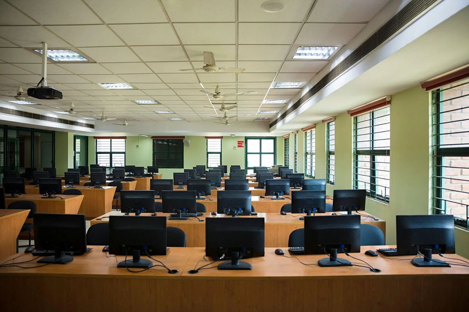 Computer lab, from the old Ctrl E website